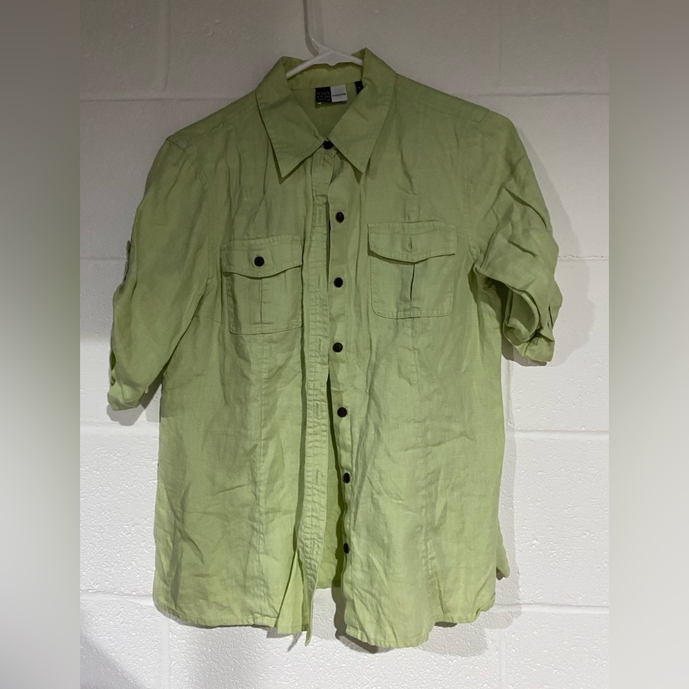 Saks fifth ave shirt size 6